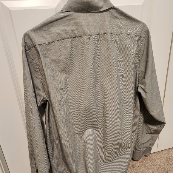 Men's DKNY Grey Shirt Size 16 34/35- Excellent Condition! - Picture 6 of 7